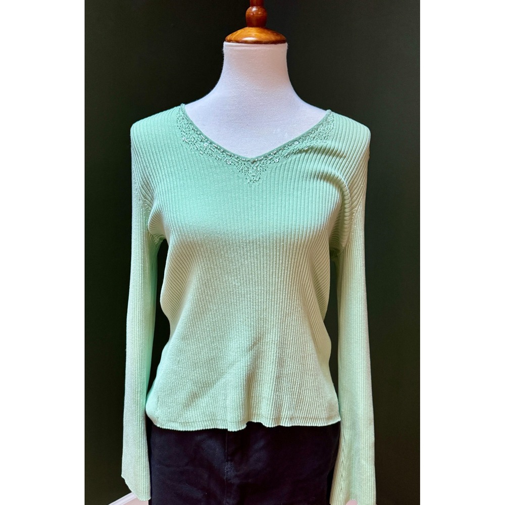 J.H. Collectibles Ribbed Knit V Neck Long Sleeve Green Beaded Top Women's Size L